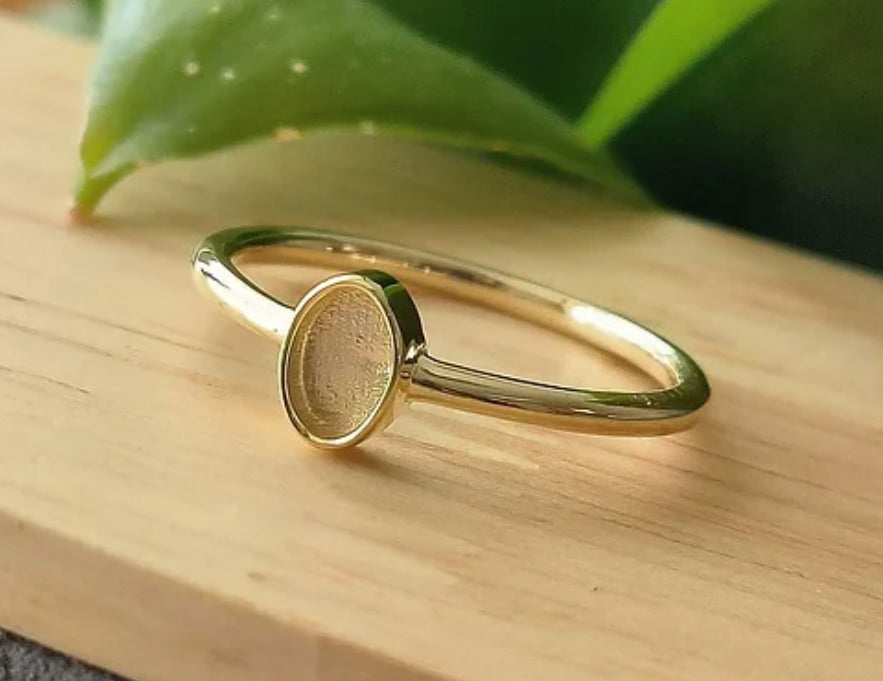 9K Gold Simple Oval Ring