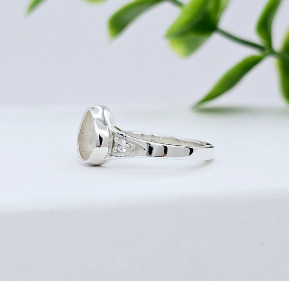 Teardrop Double Crystal Ring