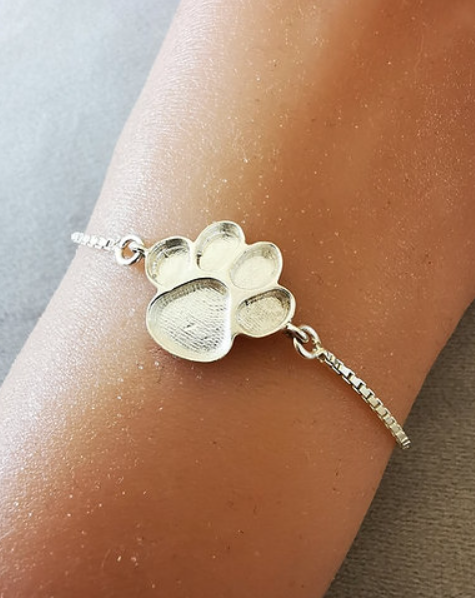 Engravable Paw Bracelet