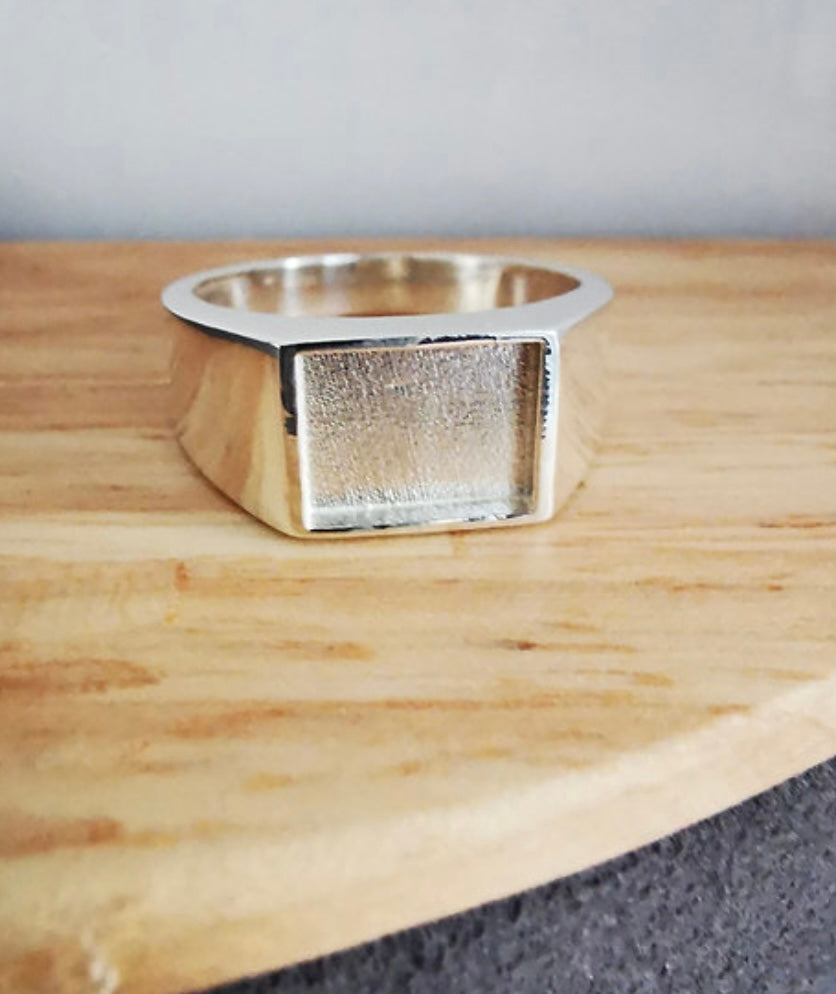 Engravable Gents Mens Rectangular Ring